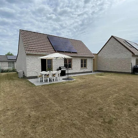 Holiday home Charming Polder House With Garden, Cleaning Included *